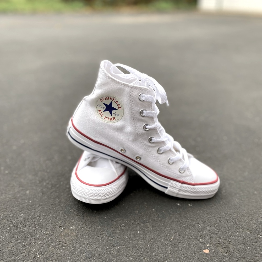 Converse All Star White Canvas High-Tops Women’s size 8